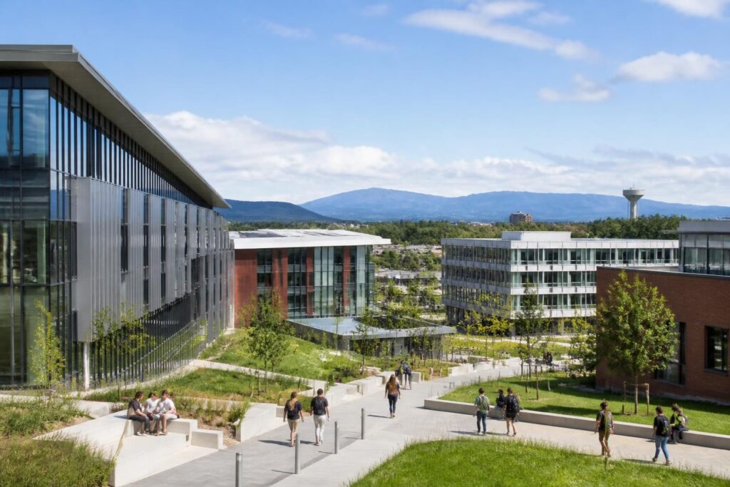 découvrez le campus enova à labège toulouse : localisation précise, photos inédites et toutes les informations pour mieux connaître cet espace moderne et dynamique.